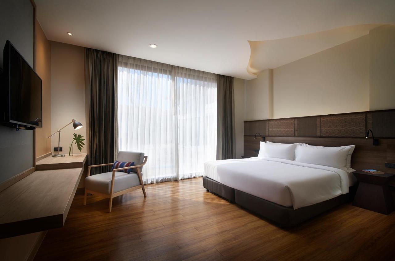 Emmaline Hotel Nan Luaran gambar