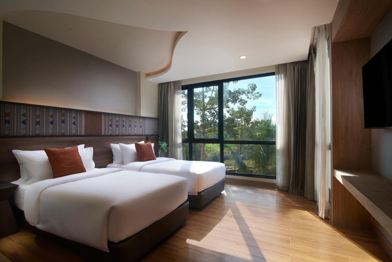 Emmaline Hotel Nan Luaran gambar