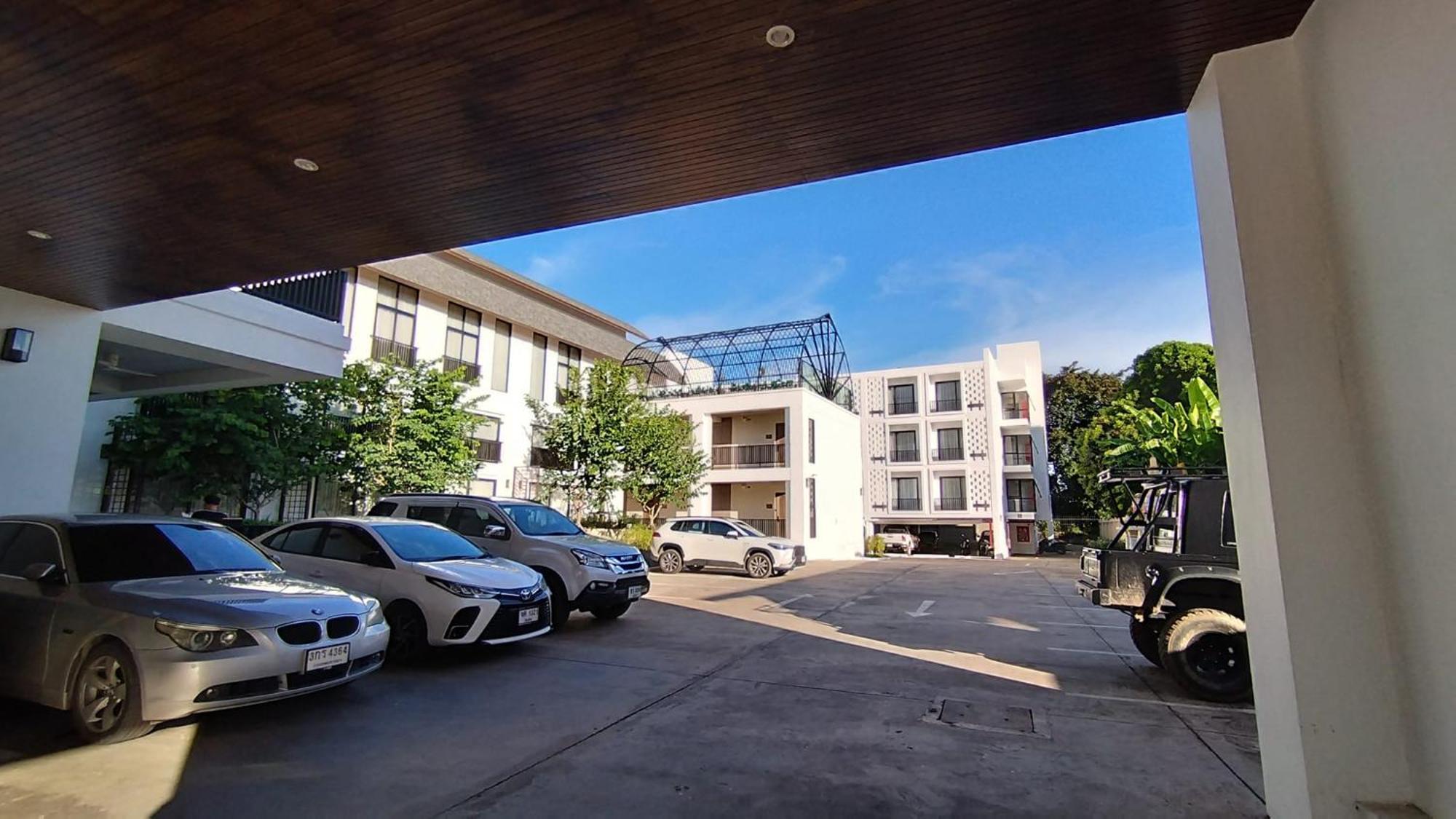 Emmaline Hotel Nan Luaran gambar